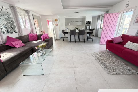 Villa for sale in San Miguel de Salinas, Alicante, Spain 3 bedrooms, 160 sq.m. No. 190107 - photo 10