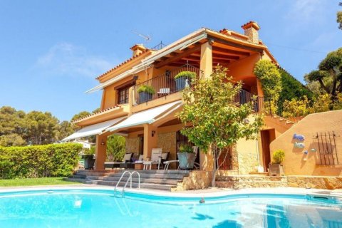 Сasa en venta en Tamariu, Gerona, España 5 dormitorios, No. 141327 - foto 1