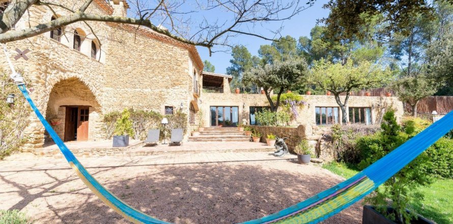 Сasa en Vullpellac, Gerona, España 7 dormitorios, No. 141326