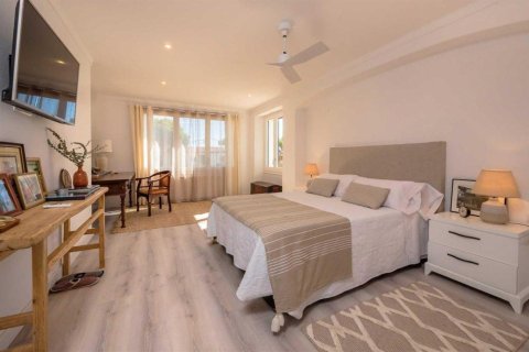 Продажа дома в Калелья-де-Палафружель, Герона, Испания 5 спален, №141325 - фото 11