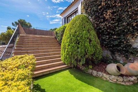 Продажа дома в Калелья-де-Палафружель, Герона, Испания 5 спален, №141325 - фото 19