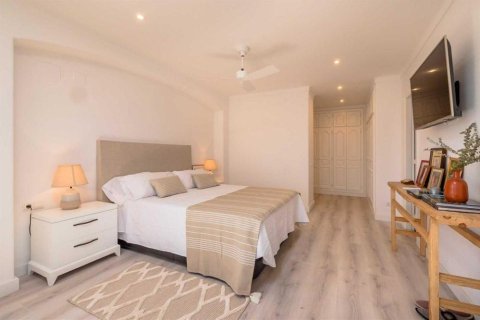 Продажа дома в Калелья-де-Палафружель, Герона, Испания 5 спален, №141325 - фото 12