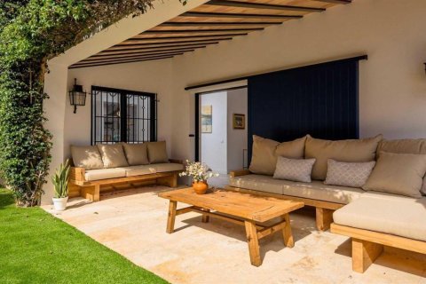 Продажа дома в Калелья-де-Палафружель, Герона, Испания 5 спален, №141325 - фото 17