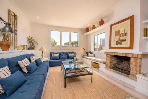 Продажа дома в Калелья-де-Палафружель, Герона, Испания 5 спален, №141325 - фото 5