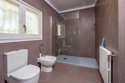 Продажа дома в Калелья-де-Палафружель, Герона, Испания 5 спален, №141325 - фото 15