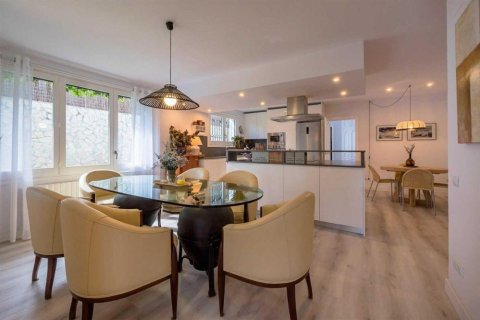 Продажа дома в Калелья-де-Палафружель, Герона, Испания 5 спален, №141325 - фото 6