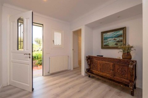 Продажа дома в Калелья-де-Палафружель, Герона, Испания 5 спален, №141325 - фото 9