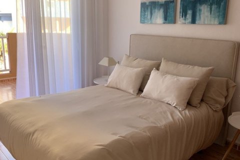 Huoneisto myytävänä La Manga del Mar Menor, Murcia, Espanja, 3 makuuhuonetta, 90 m2 No. 168709 - kuva 7