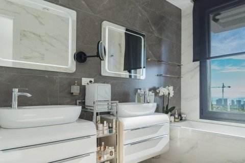 Продажа виллы в Финестрат, Аликанте, Испания 5 спален, 499м2 №168707 - фото 14