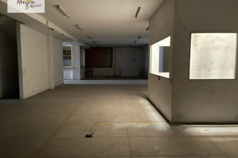 Gewerbeimmobilien zum Verkauf in Gandia, Valencia, Spanien 23 Schlafzimmer, 4148 m2 Nr. 168711 - Foto 10