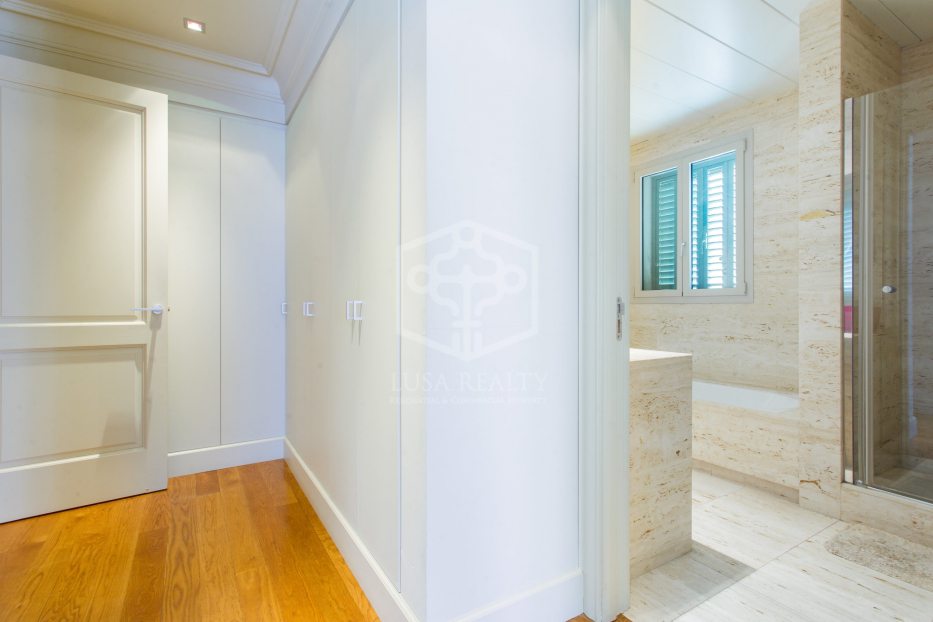 Apartament w Barcelona, Hiszpania 4 sypialnie, 210 mkw. nr 173814