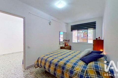 Продажа квартиры в Виладеканс, Барселона, Испания 4 спальни, 87м2 №187925 - фото 10