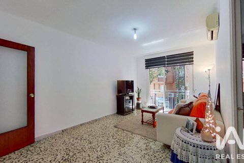 Продажа квартиры в Виладеканс, Барселона, Испания 4 спальни, 87м2 №187925 - фото 8