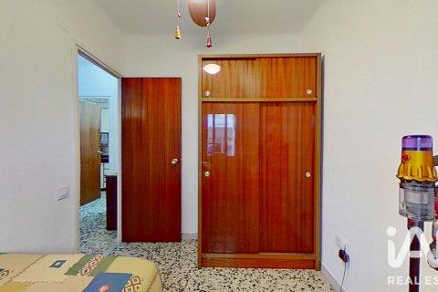 Продажа квартиры в Виладеканс, Барселона, Испания 4 спальни, 87м2 №187925 - фото 28