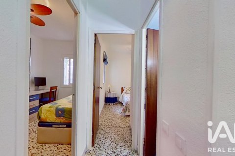 Продажа квартиры в Виладеканс, Барселона, Испания 4 спальни, 87м2 №187925 - фото 25