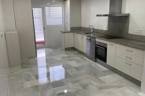 Apartament Malaga, Hiszpania 5 sypialni, 225 mkw. nr 107119 – zdjęcie 20
