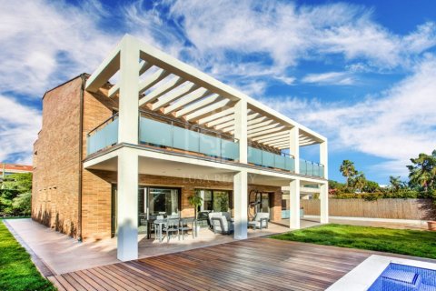 Villa zum Verkauf Gava, Barcelona, Spanien 6 Schlafzimmer, 400 m2 Nr. 138835 - Foto 2