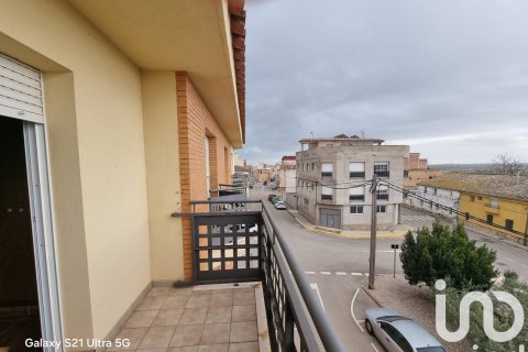 Townhouse in Camarles, Tarragona, Spain 4 bedrooms, 190 sq.m. No. 185865
