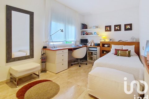 Продажа дома в Ла Бисбаль Д'Эмпорда, Герона, Испания 3 спальни, 269м2 №153195 - фото 9