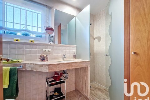 Продажа дома в Ла Бисбаль Д'Эмпорда, Герона, Испания 3 спальни, 269м2 №153195 - фото 10