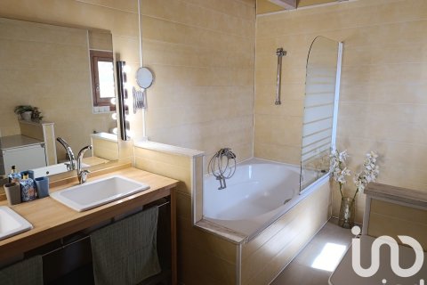 House à vendre à Jaca, Huesca, Espagne, 4 chambres,  No. 153197 - photo 9