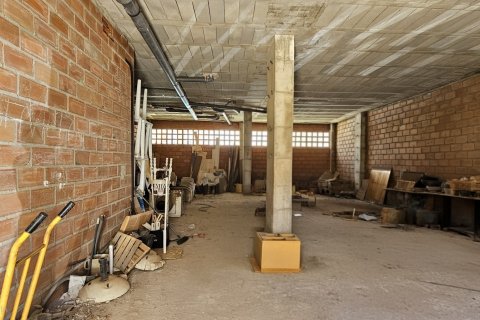 Commercial property for sale in Urbanizacion Roquetas de Mar, Almeria, Spain 171 sq.m. No. 153193 - photo 4