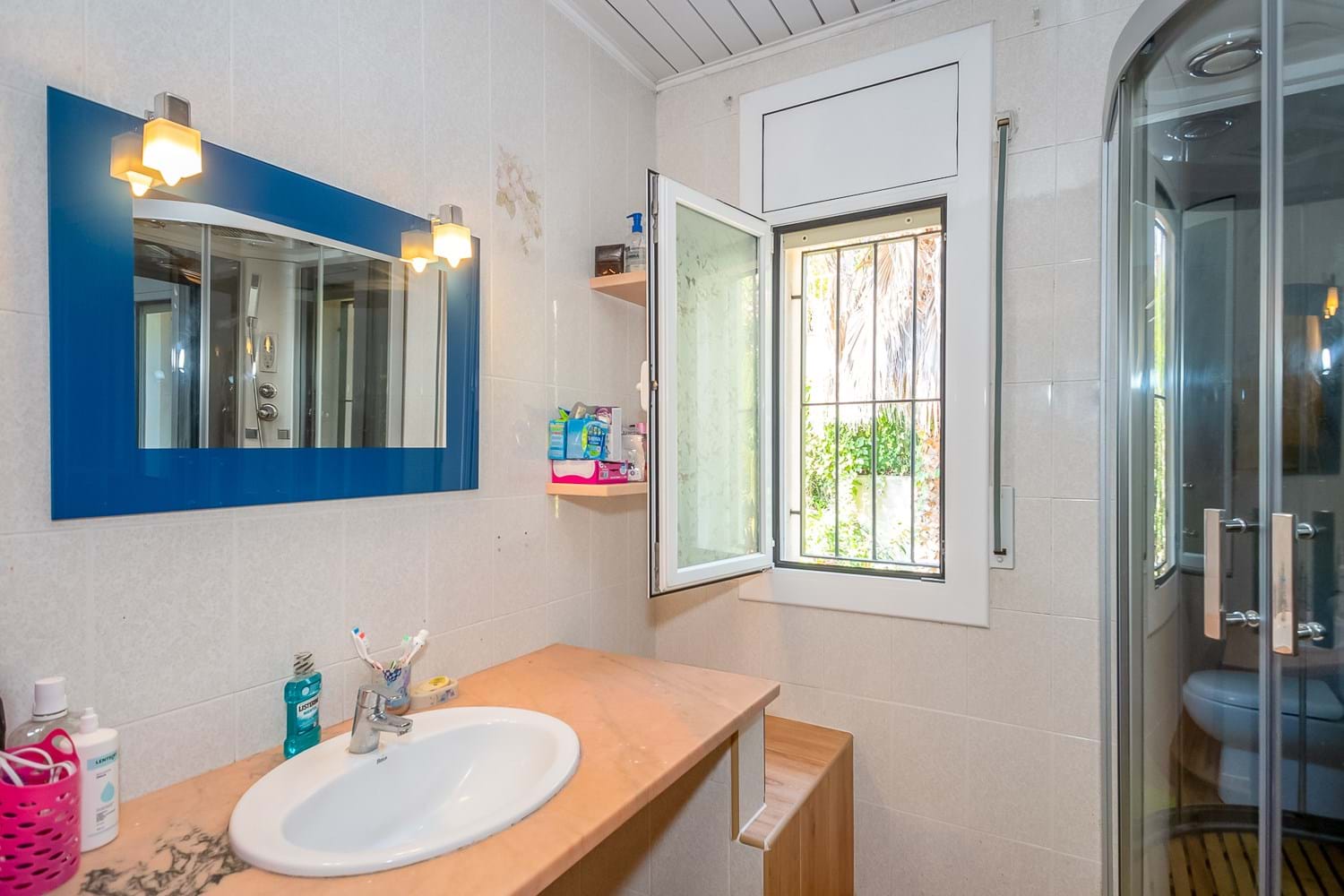 House in Lloret de Mar, Girona, Spain 5 rooms, 253 sq.m. No. 143867