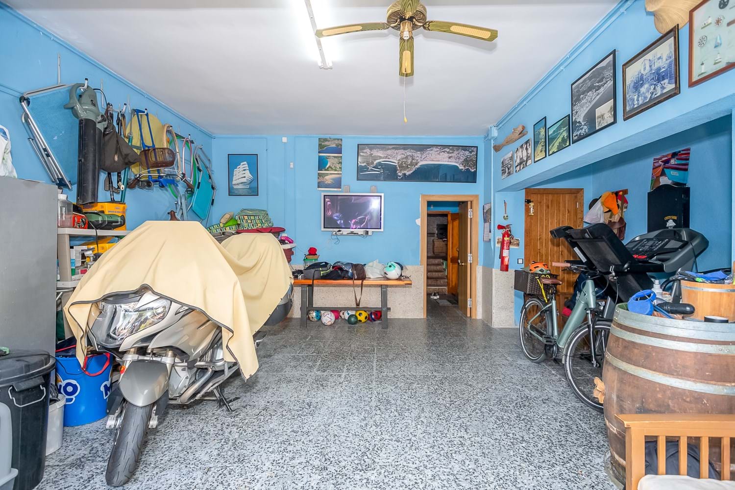 House in Lloret de Mar, Girona, Spain 5 rooms, 253 sq.m. No. 143867