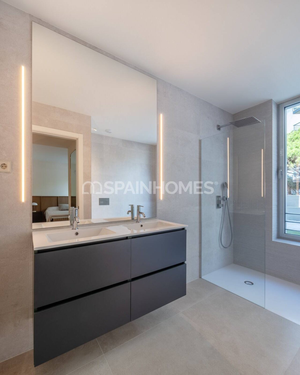 Appartamento a Girona, Spagna 2 camere da letto, 97 mq. N° 143868