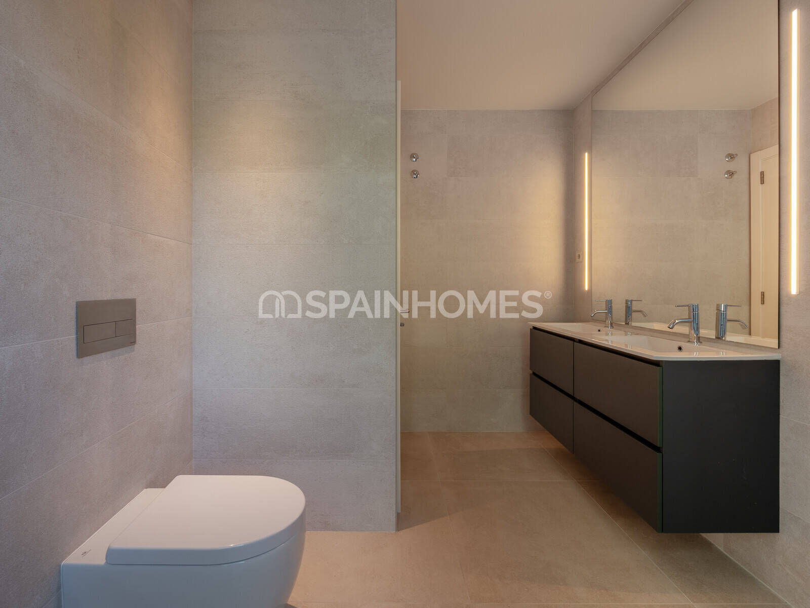 Appartamento a Girona, Spagna 2 camere da letto, 97 mq. N° 143868