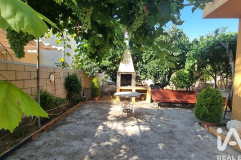 Продажа земельного участка в Виланова-и-ла-Желтру, Барселона, Испания 170м2 №187909 - фото 6
