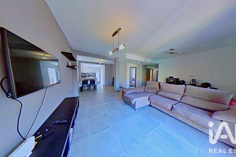 Продажа квартиры в Аликанте, Испания 3 спальни, 108м2 №187915 - фото 3