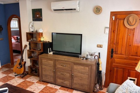 Villa for sale in Alicante, Spain 2 bedrooms, 62 sq.m. No. 192055 - photo 20