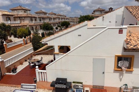 Villa for sale in Alicante, Spain 2 bedrooms, 62 sq.m. No. 192055 - photo 14