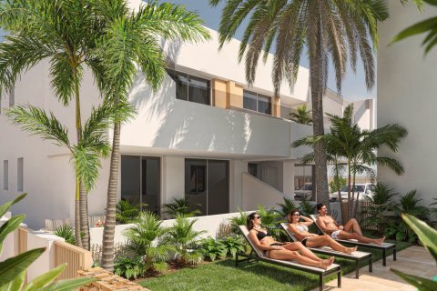 Bungalow for sale in Pilar de la Horadada, Alicante, Spain 3 bedrooms, No. 192051 - photo 7