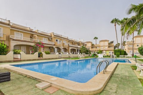 Townhouse for sale in Los Alcazares, Murcia, Spain 3 bedrooms, No. 192056 - photo 4