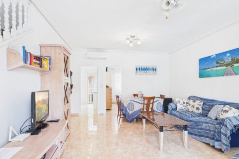 Townhouse for sale in Los Alcazares, Murcia, Spain 3 bedrooms, No. 192056 - photo 7