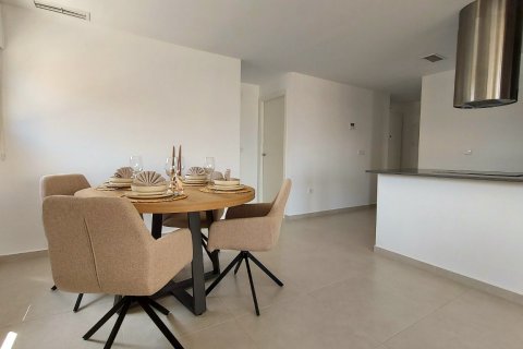 Huoneisto myytävänä San Miguel de Salinas, Alicante, Espanja, 2 makuuhuonetta, 73.22 m2 No. 175855 - kuva 12