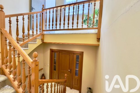 Dom w Vinaros, Castellon, Hiszpania 4 sypialnie, 283 mkw. nr 152640 – zdjęcie 25