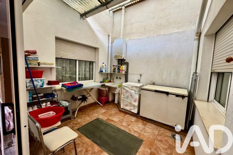 Dom w Vinaros, Castellon, Hiszpania 4 sypialnie, 283 mkw. nr 152640 – zdjęcie 15