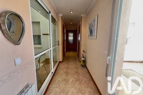 Dom w Vinaros, Castellon, Hiszpania 4 sypialnie, 283 mkw. nr 152640 – zdjęcie 10