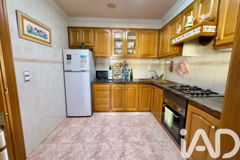 Dom w Vinaros, Castellon, Hiszpania 4 sypialnie, 283 mkw. nr 152640 – zdjęcie 9