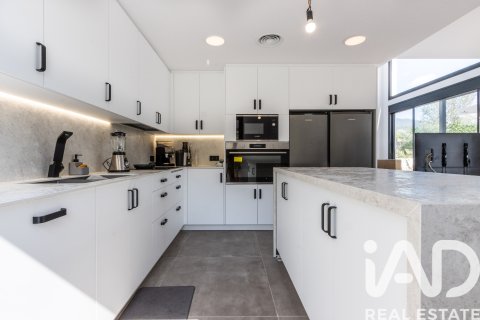 Māja pārdošanā Sentmenat, Barcelona, Spānijā 3 istabas, 214.9 m2 Nr. 152641 - attēls 12