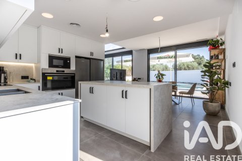 Māja pārdošanā Sentmenat, Barcelona, Spānijā 3 istabas, 214.9 m2 Nr. 152641 - attēls 27