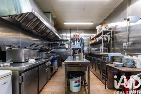 Kawiarnia / restauracja w Sentmenat, Barcelona, Hiszpania 219 mkw. nr 152638 – zdjęcie 13