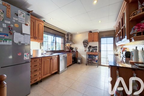 Casa in vendita a Sant Pere de Vilamajor, Barcelona, Spagna 4 camere da letto, 227 mq. N° 152642 - foto 8