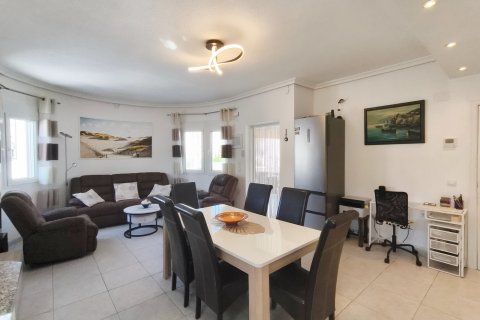 Huvila myytävänä San Miguel de Salinas, Alicante, Espanja, 2 makuuhuonetta, 75 m2 No. 194244 - kuva 16