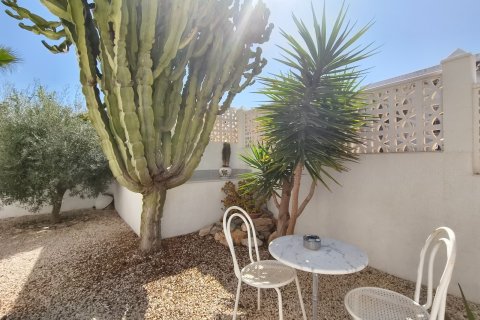 Huvila myytävänä San Miguel de Salinas, Alicante, Espanja, 2 makuuhuonetta, 75 m2 No. 194244 - kuva 6