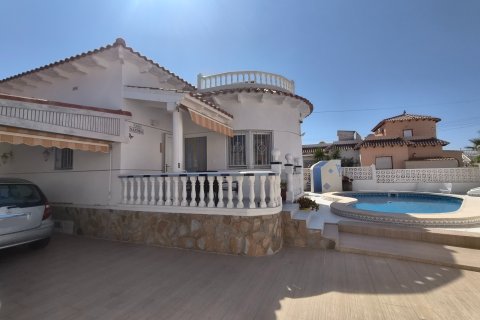 Huvila myytävänä San Miguel de Salinas, Alicante, Espanja, 2 makuuhuonetta, 75 m2 No. 194244 - kuva 2
