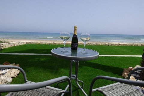 House in Cabo De Las Huertas, Alicante, Spanien 3 Schlafzimmer, 200 m2 Nr. 168805